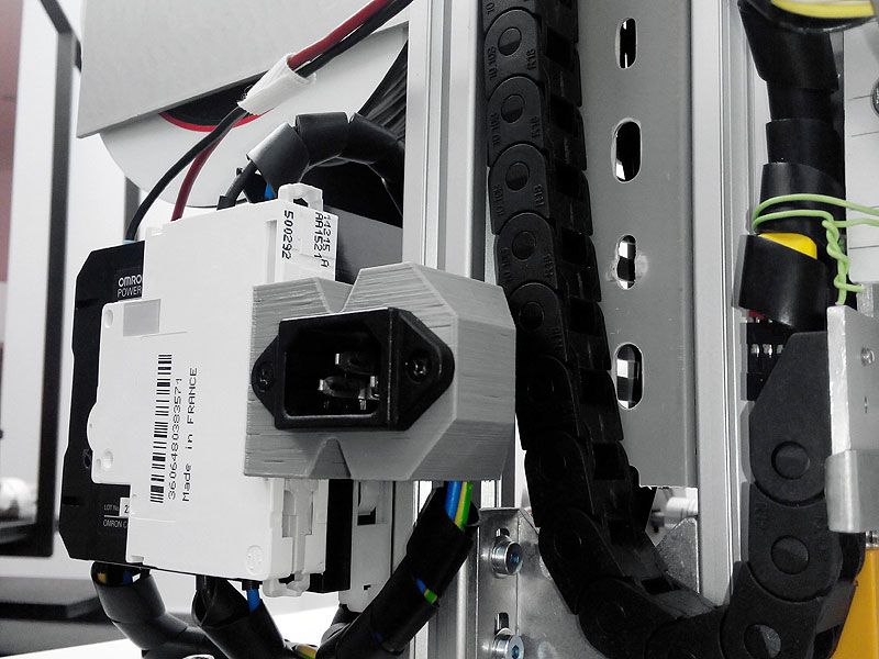 Impresora alciro-3D printer detalles constructivo del soporte para los elementos eléctricos