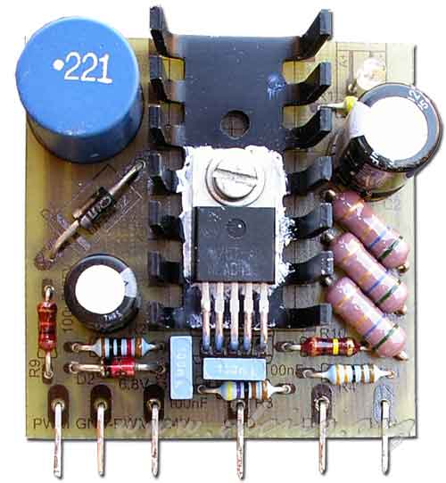Prototipo de regulador PWM uHLan PowerLed 3A V1.0 de la central domótica